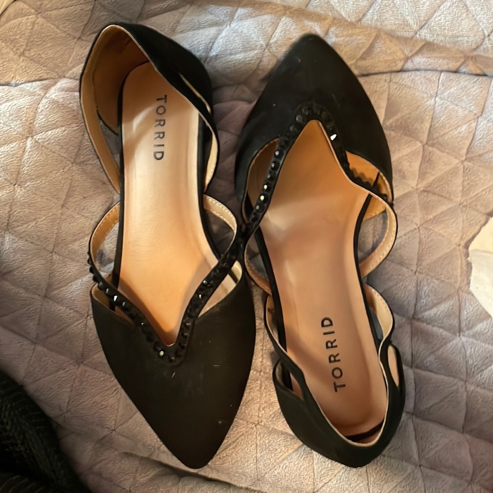 Black flats